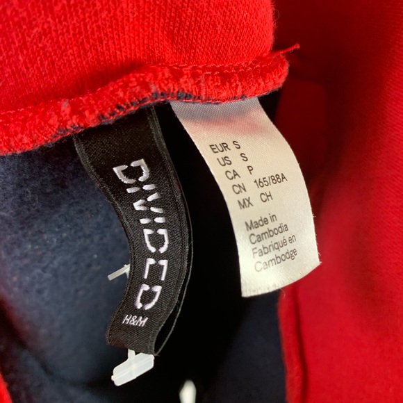 Divided Cropped Red Blue Pullover Sweatshirt - Picture 5 of 5